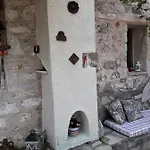 St. John Traditional House Σπίτι διακοπών