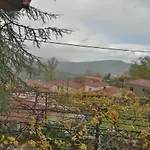 St. John Traditional House بيت للعطل
