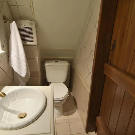 St. John Traditional House Дом отдыха *