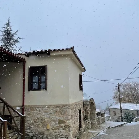 Сasa de vacaciones St. John Traditional House Agios Ioannis (Arcadia)