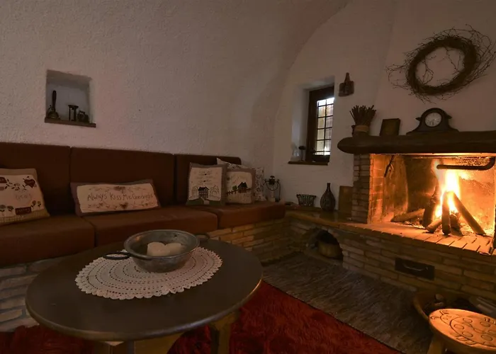 St. John Traditional House 펜션